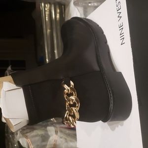 Nine west talles black booties